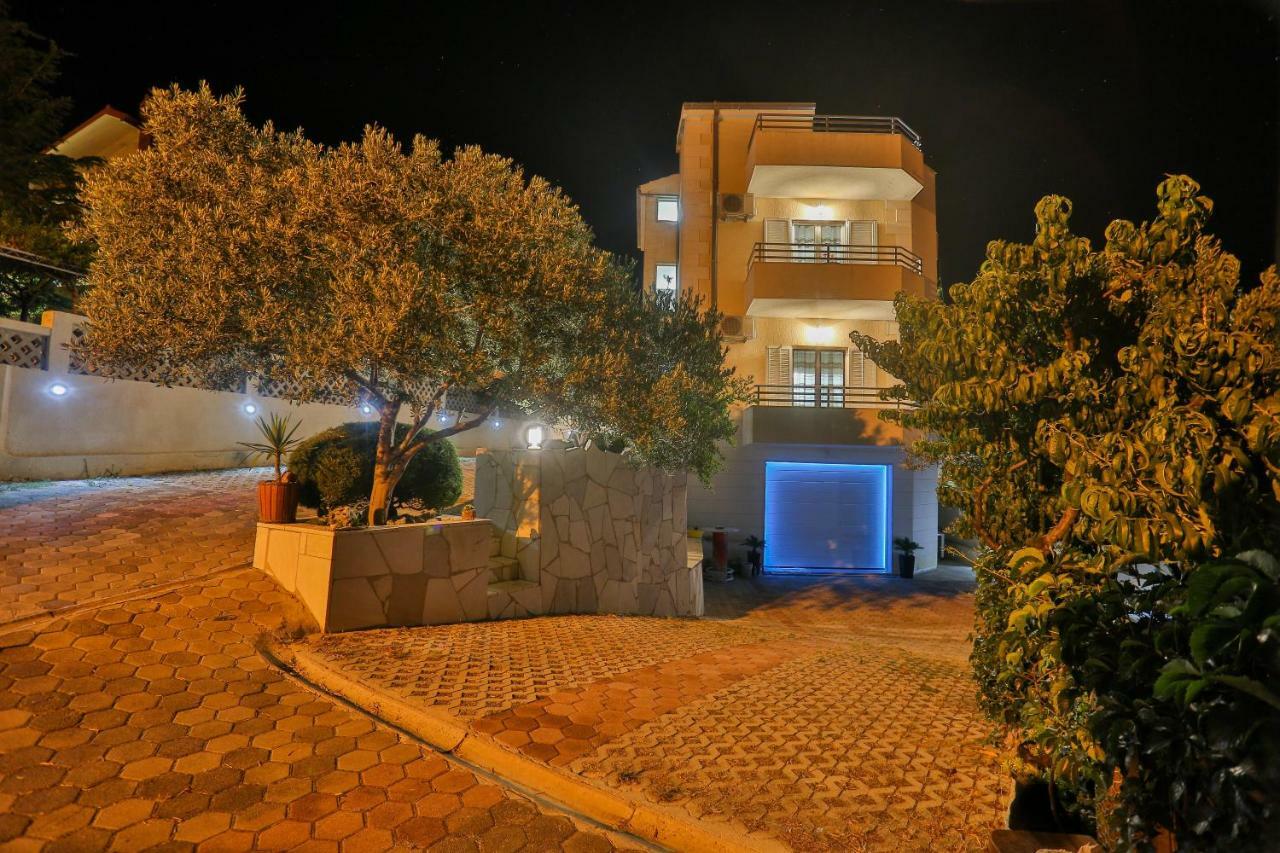 Villa Rako Dugi Rat Exteriör bild